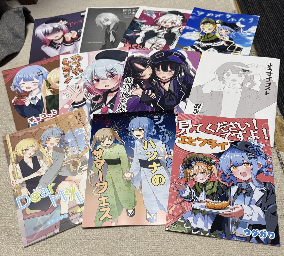 QugyaR's tweet photo. めちゃ遅くなりましたがコミケの戦利品です！
いやはや友達にも手伝ってもらったよ〜 https://t.co/9RsoGbh09H