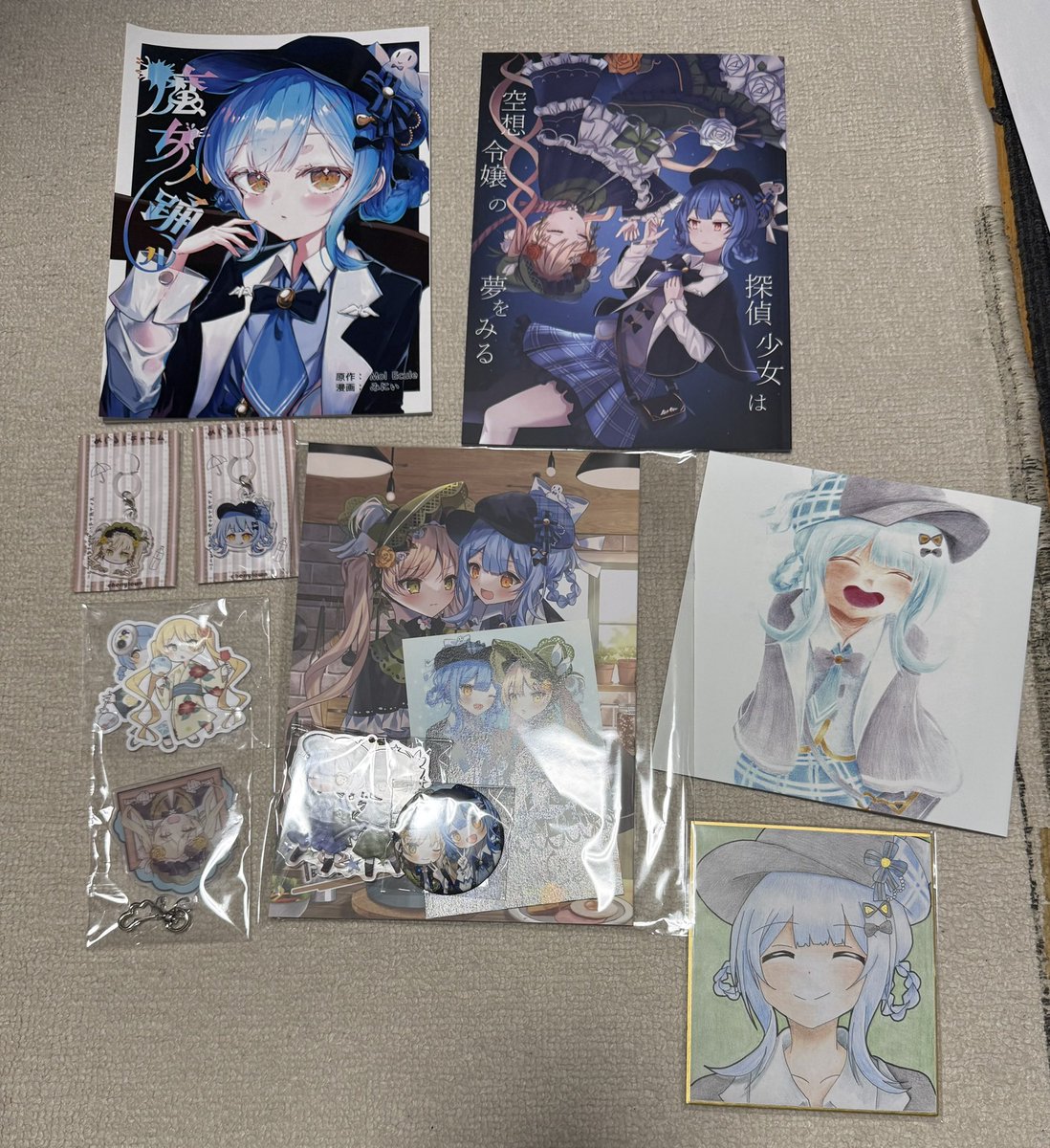 QugyaR's tweet photo. めちゃ遅くなりましたがコミケの戦利品です！
いやはや友達にも手伝ってもらったよ〜 https://t.co/9RsoGbh09H