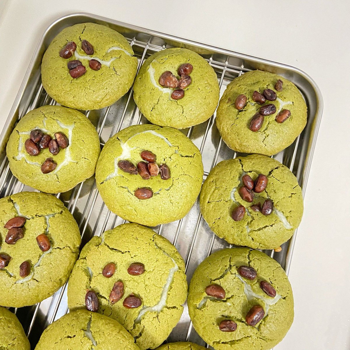 LyleValda's tweet photo. Just nailed my first batch of homemade matcha cookies—fragrant, chewy, and the perfect green color! Baking small wins on a rainy Sunday hits different ， https://t.co/2F1VYeKjGK