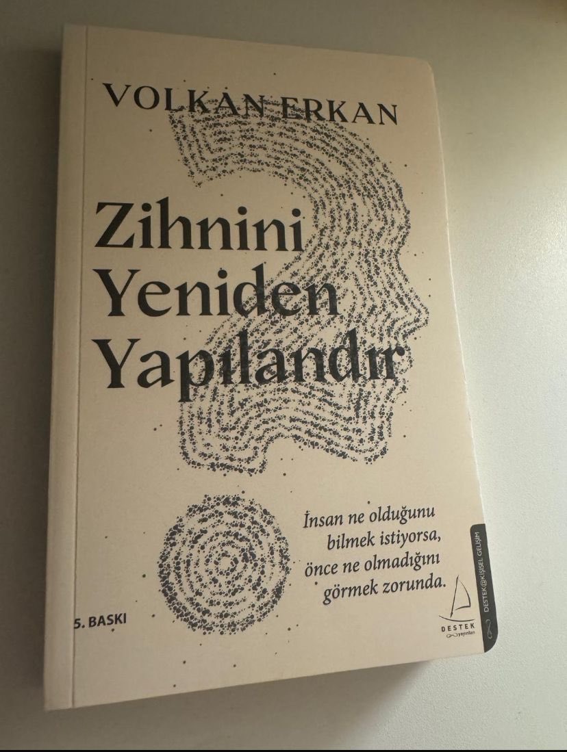 sivriikalemler's tweet photo. Herkese Zihnini Yeniden Yapılandır kitabını okumayı tavsiye ediyorum.

Çok param olsaydı, her eve bir tane hediye ederdim. O kadar faydalı buluyorum.

Okuyanlar burada mı? https://t.co/tpMdStie4i