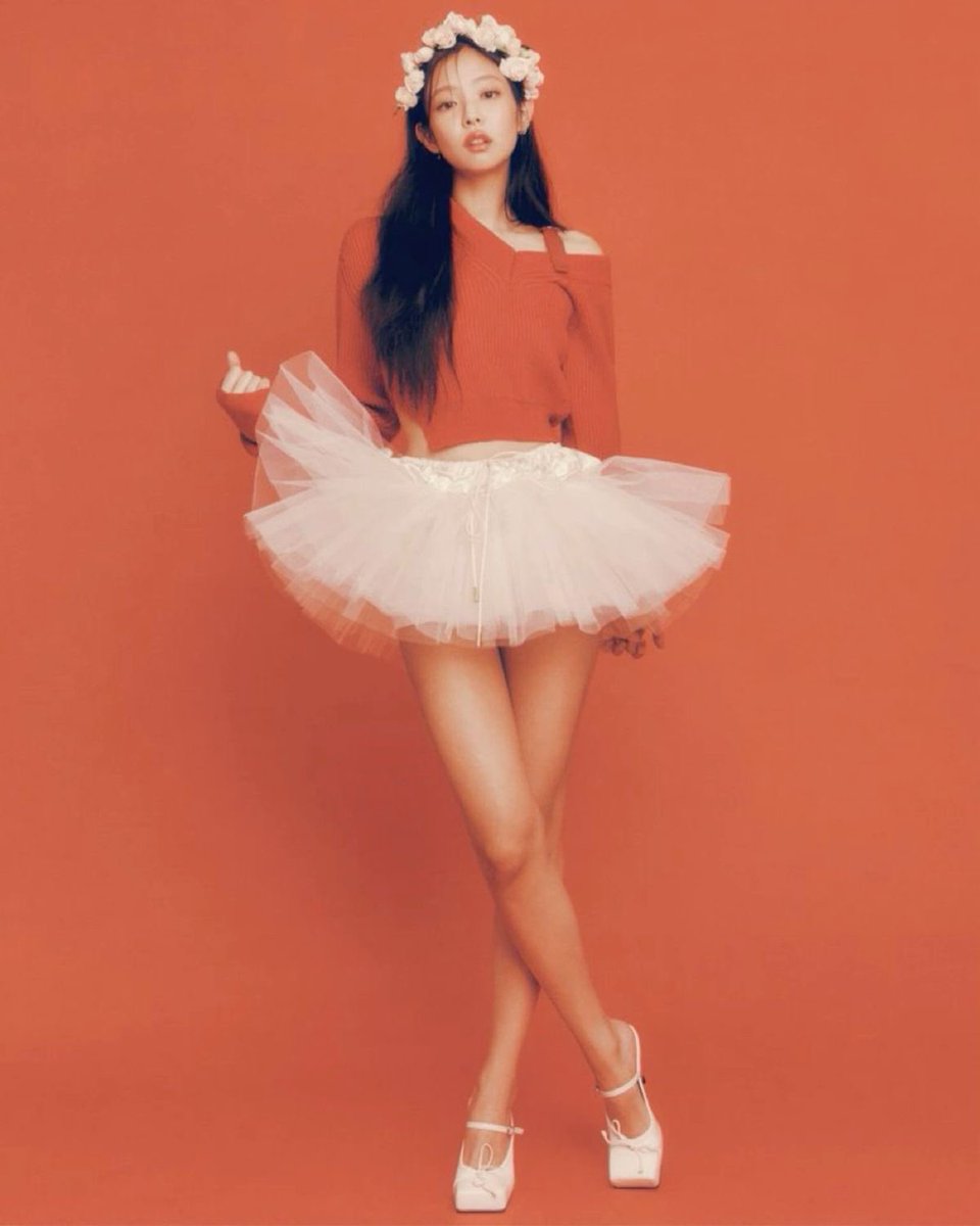jenniecomefirst's tweet photo. รองเท้าจากแคมเปญ JENNIE x Adidas สวยมากกกกกก คือโคตรจะเจนนี่อ่ะ คอลแลปแบรนด์ไหนก็ทำถึงทุกอัน (รูปแรกไม่ใช่ adidas น้า) https://t.co/BPljrWhTv3