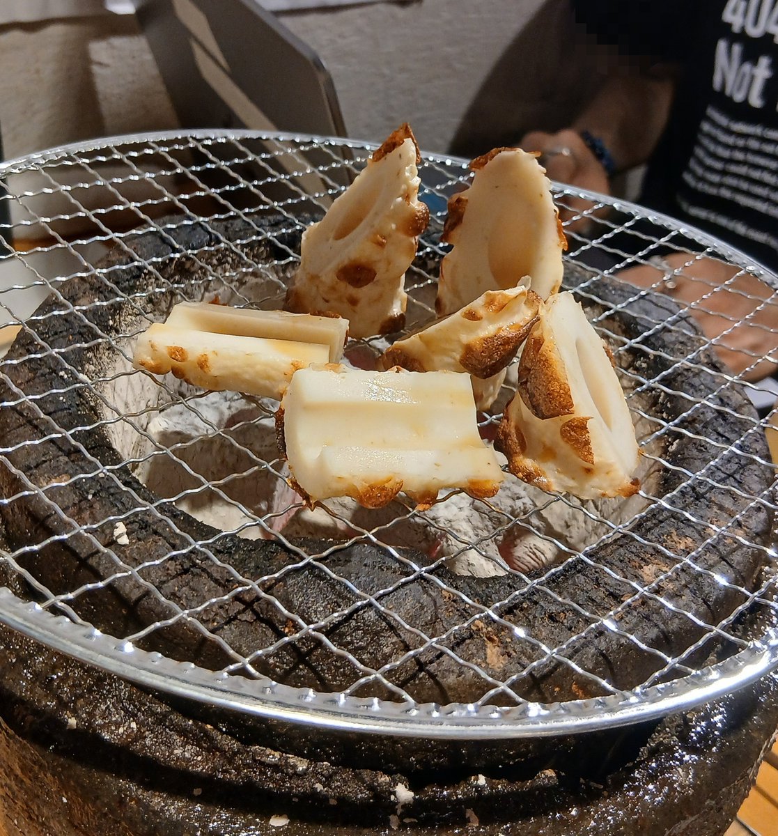 MAKE_V_K's tweet photo. せっかく東京まで取材に来ましたので、夜は獅子丸さんに行かせて頂きました🍖
暖かい接客と美味しいお肉をたくさん頂き、貴重な時間を過ごす事が出来ました✨
ご馳走様でした！ https://t.co/LPVEFrlJXk