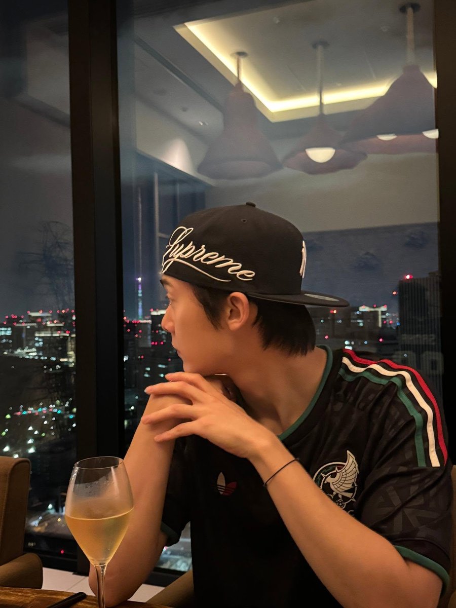 YoonSanhaLatam's tweet photo. [📸 INSTAGRAM]

Actualización en la cuenta oficial de #YOONSANHA en Instagram. 

(Subió unas fotos con el Jersey que se le dió en su Fancon de México🥹🇲🇽)

🖇️.https://t.co/ypSbQLpLAn

#SANHA #윤산하  #ユンサナ @YOONSANHA_offcl https://t.co/owfmhb20yg