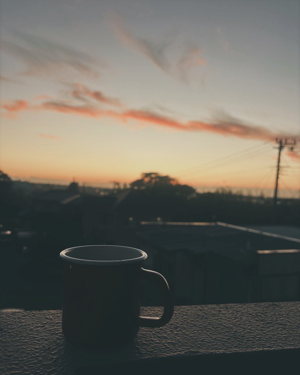OgamiRin's tweet photo. ☕️🌆
https://t.co/wxZaRZkgrE https://t.co/VKej0uv7FO