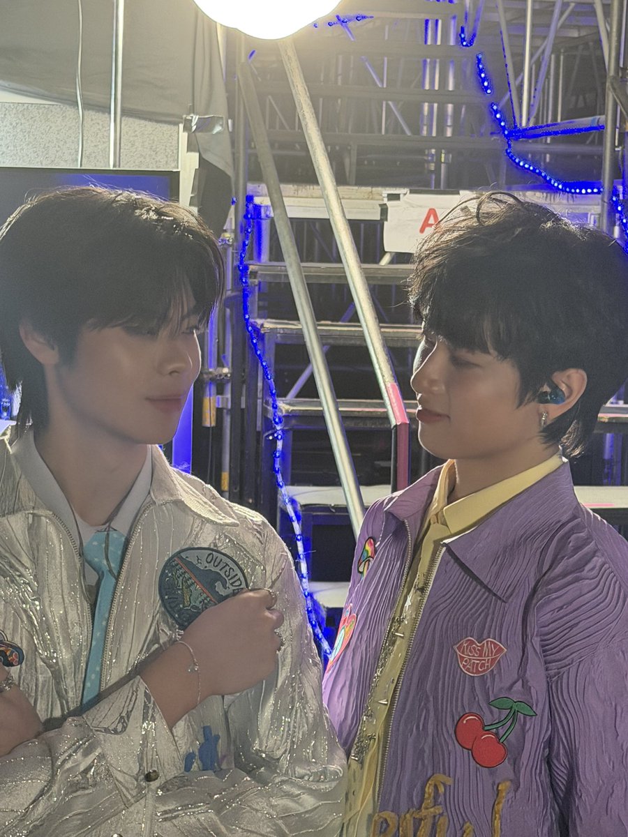 ronna_ronnachai's tweet photo. อะๆ มีนิดๆหน่อยๆ 😉 

#TheeWave 
#tthi_eks #waavetnp https://t.co/BsXovcW7d7