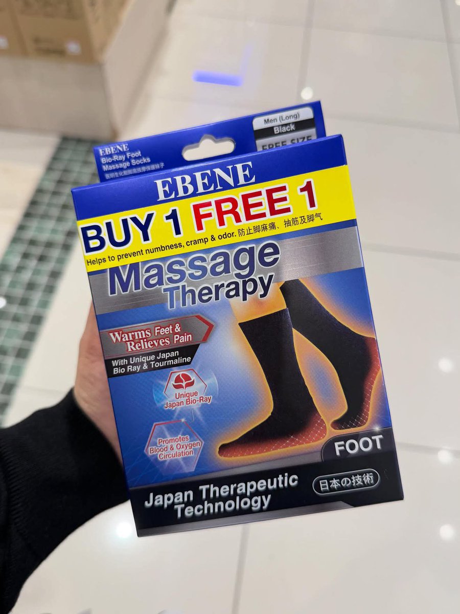 Afrnamaisrh's tweet photo. Legaaaa wehhh kaki lepas pakai ni dah tak sakitt or cramppp even berjalan lamaaaa!!! rasa suam sampai betisss macam orang urutkann bawak gi umrah bagi mak ni memang terus jadi anak kesayangannnnn 😭🫶🏻 https://t.co/0XoI2EKK9N