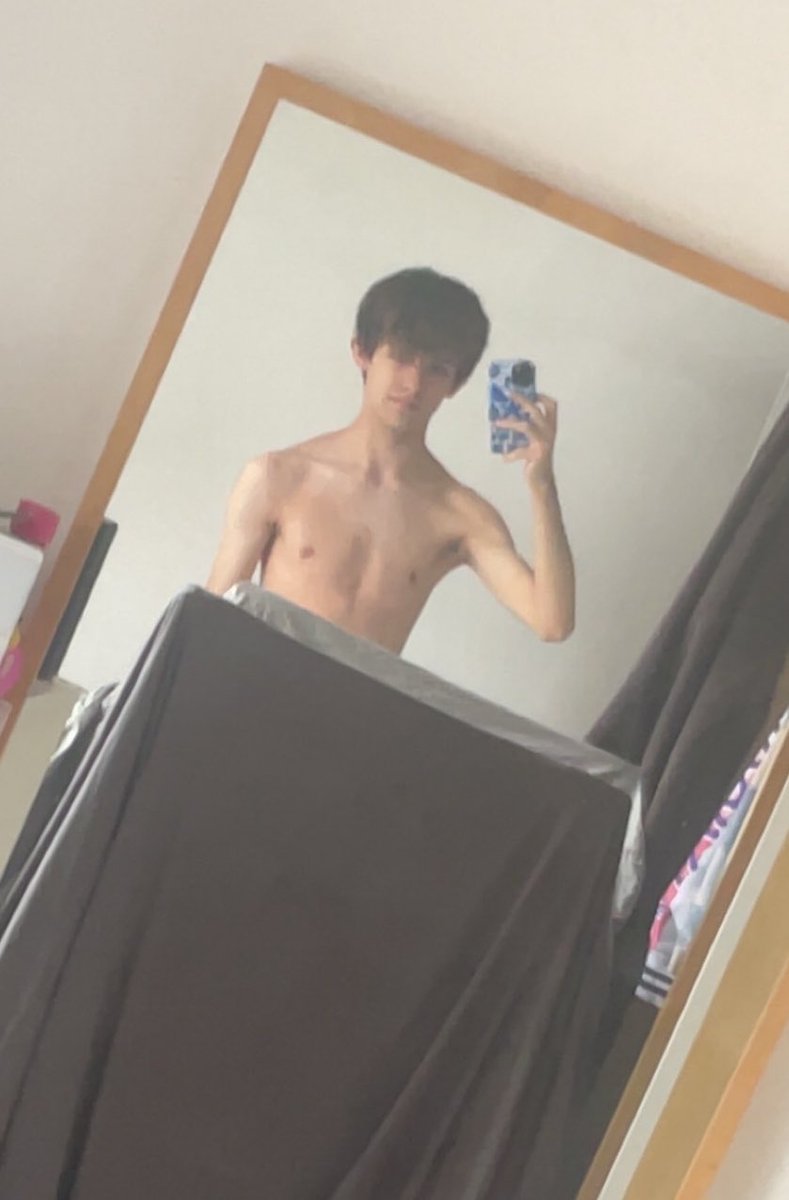 saftvnos's tweet photo. have u checked my bio lately? 🤭 https://t.co/Shf1P6xW7q