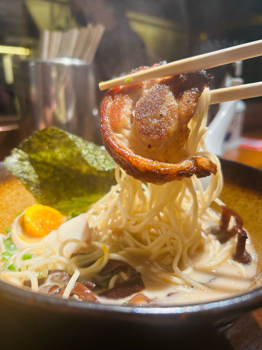 Petz19708906's tweet photo. It’s 2 a.m. and only our ramen pot’s still hot. Slurp this warm bowl—your midnight tiredness just melted. https://t.co/asr7iEcJ96
