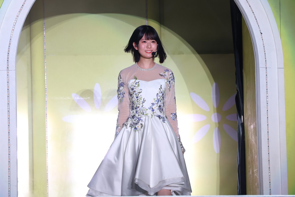 oricon's tweet photo. 乃木坂46・増田三莉音が活動再開　神宮野球場4days初日にサプライズ登場
https://t.co/Ntzkvy9z8a

#増田三莉音 #真夏の全国ツアー2026 https://t.co/IcFbBV5mlv