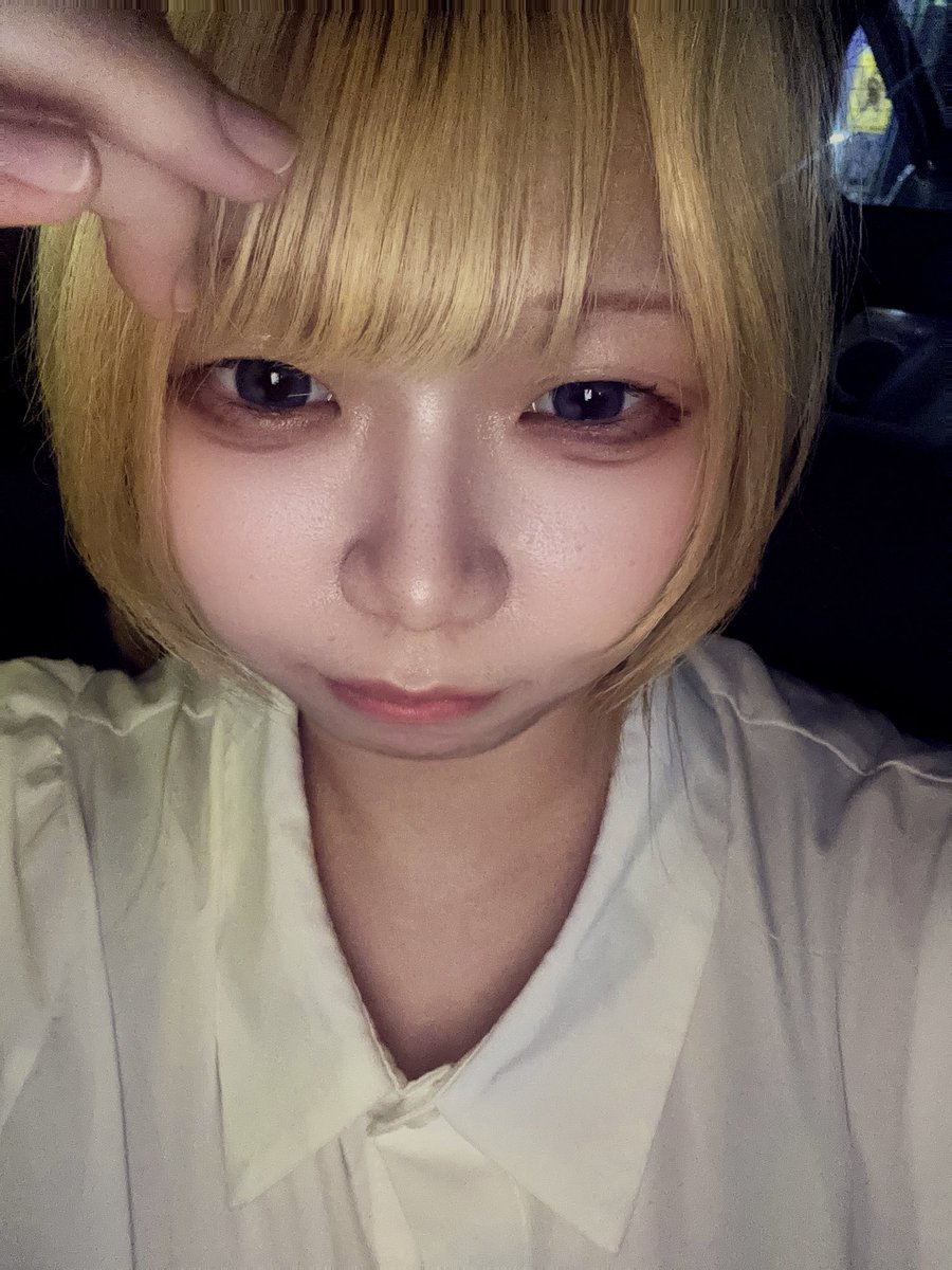 isl_arumi's tweet photo. 8.19🍊

なんだか久々の出勤！配信も店舗もありがとうございました> ̫<♩
日曜日ぶりにラブドリ踊ったらすごくテンポ速い気がして、体の衰えを感じた
2日踊らないだけでこうなってしまうのね、、、
ユアチアも頑張りました！！
Altあります！

次回出勤日未定です！( ; ; )続報をお待ちください( ; ; ) https://t.co/7CUjtoEifO