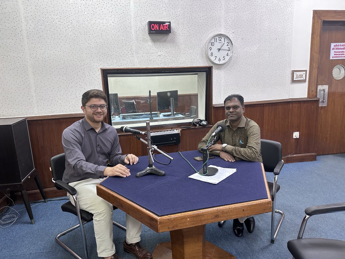 Least_ordinary's tweet photo. Thank you Akashvani Raipur for inviting me for the show "डॉक्टर की सलाह" 

We discussed Pediatric Surgical conditions and advanced treatment options. 
A general public awareness session 😇

🕑 22 August- 8:30 am, MW 981 KHz https://t.co/nQCLrCdWaG