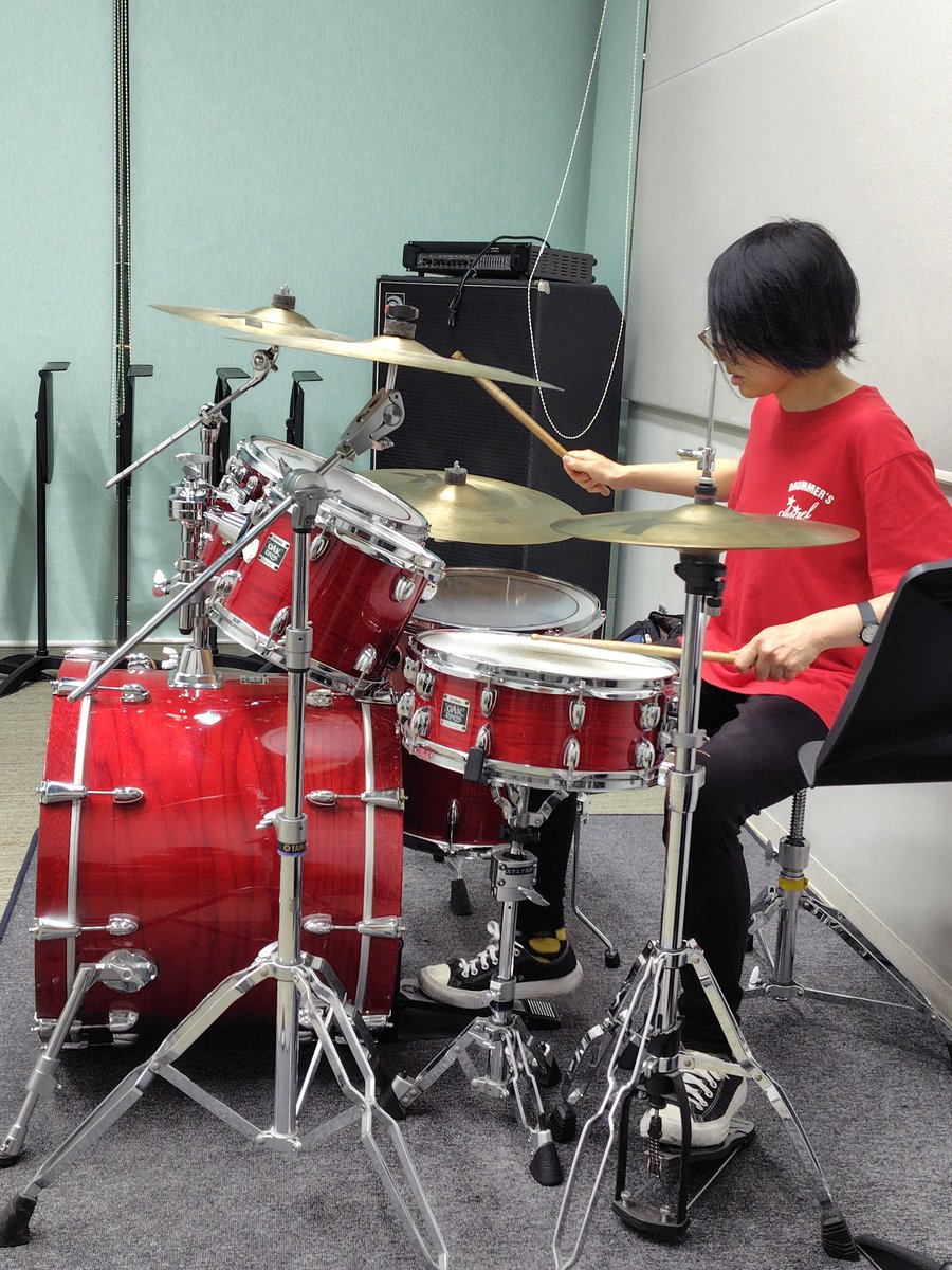 angelgojyu's tweet photo. 今日もドラムレッスン無事終了！！

夜もまだまだ暑いね〜！！

キンキンに冷えた
美味い夜飯食べたい！！

がはははは〜！！

バイクで帰れば
体温も下がるな！！

#ドラムレッスン
#ドラム
#ANGELGOJYU
#エンジェルゴジュウ
#ANGELDRUMMERSCLUB
#GUERRILLAGANG
#BURGLAR https://t.co/XZ2GB41fpD