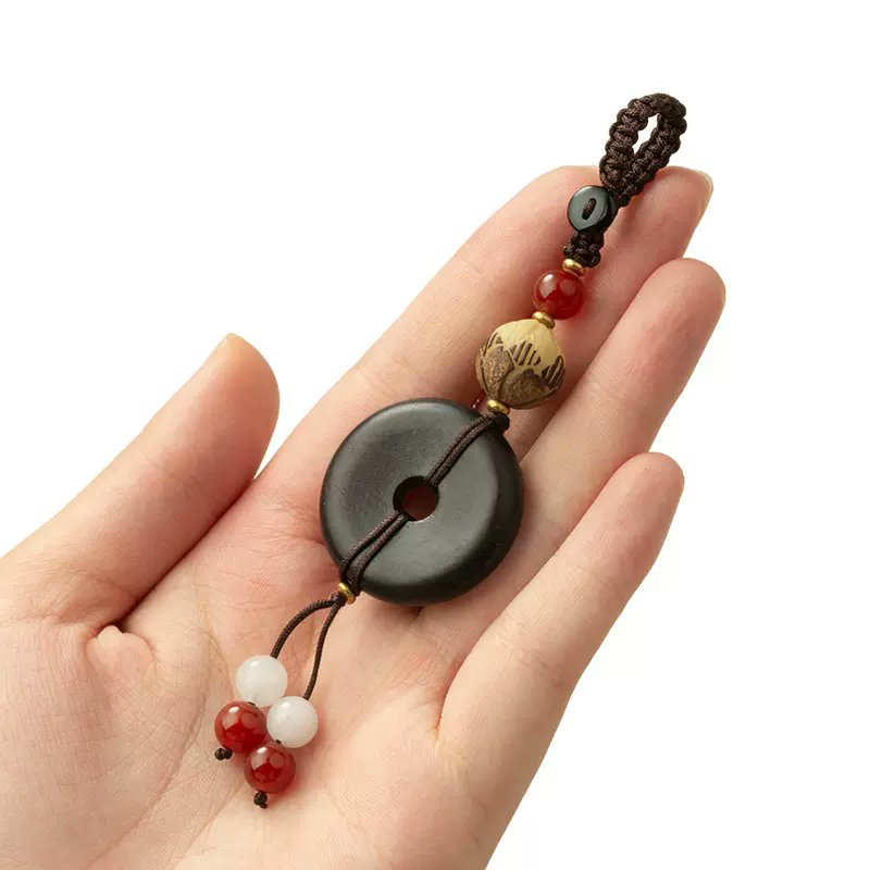 Farkung40's tweet photo. Just finished custom macramé keychains with natural hemp cord! Small, thoughtful, and perfect for gifting  #HandmadeWithLove https://t.co/1ygdAogFAn