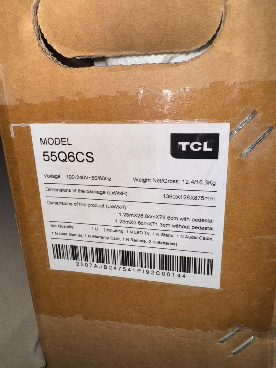 arpanjain_'s tweet photo. @MahiMishra98 Same happened with me! The pickup team claimed that the product doesn’t match, which is completely false. I’m attaching the pictures showing that the model and serial number match. This is how customers are being fooled and made to suffer. @flipkartsupport https://t.co/vHsL4blPQJ