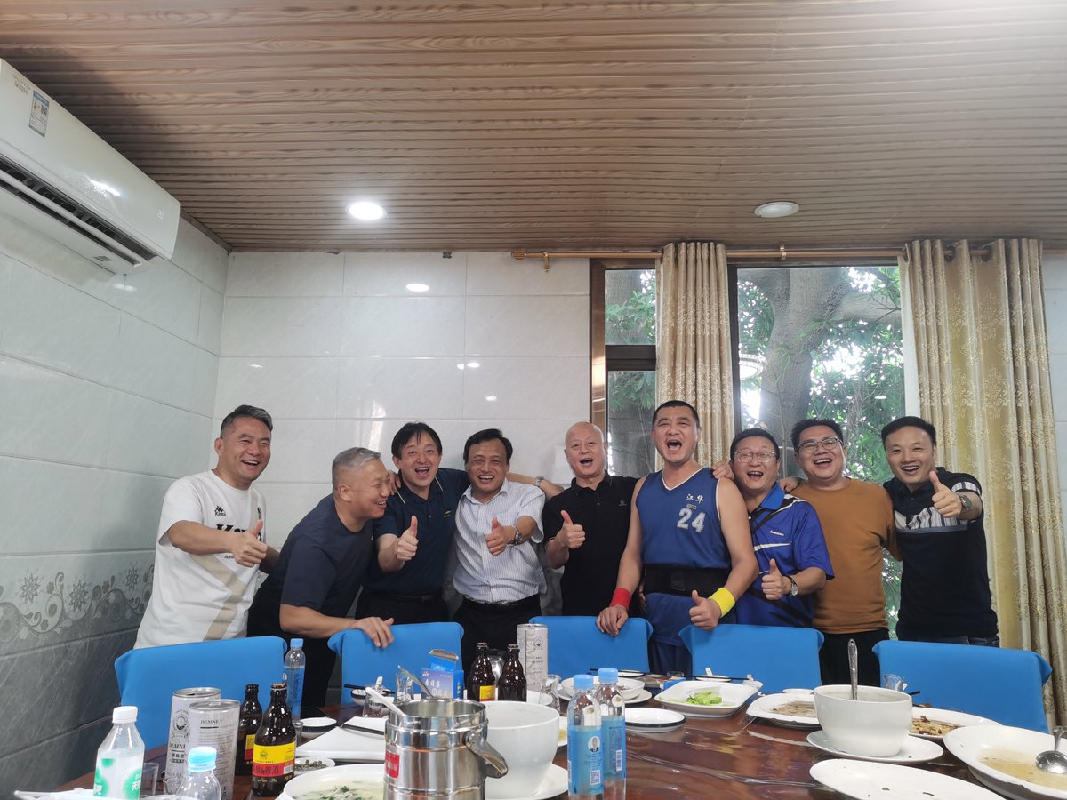 eduardo77186467's tweet photo. Gathered with my people after way too long—laughs, inside jokes, and zero awkward silences, just pure old vibe , https://t.co/2hDk6LSsuf