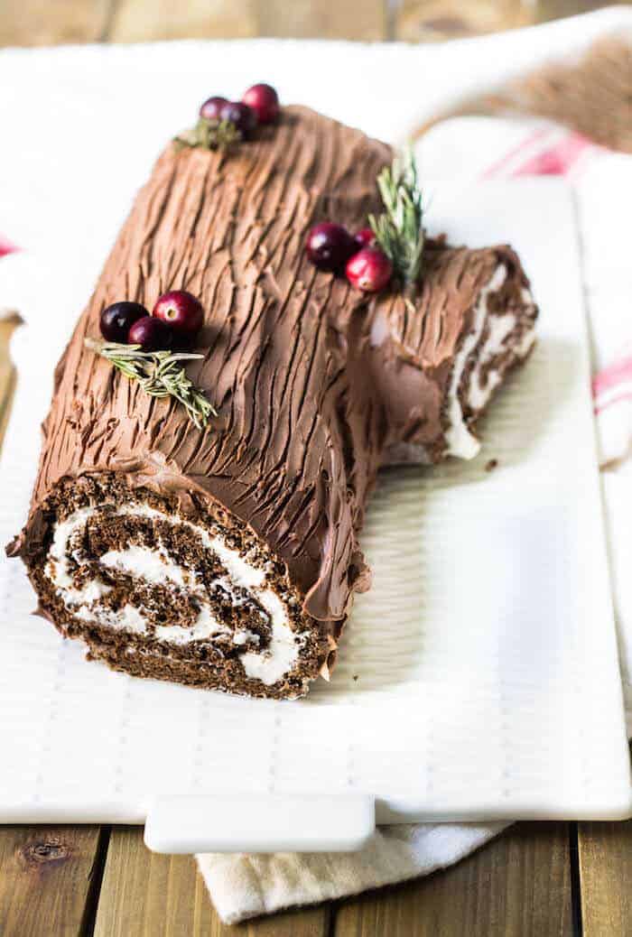Efteling_commun's tweet photo. @Efteling  het grand hotel heeft de Café Biscuit franse stijl.  La Bûche de Noël zou mooie aanvulling zijn voor maand dec. https://t.co/LN9GOMq89n