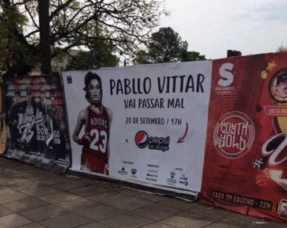 pabllovbrasil's tweet photo. 🚨 FALTA UM MÊS PARA PABLLO VITTAR PASSAR MAL. https://t.co/bnZHMK1vUO