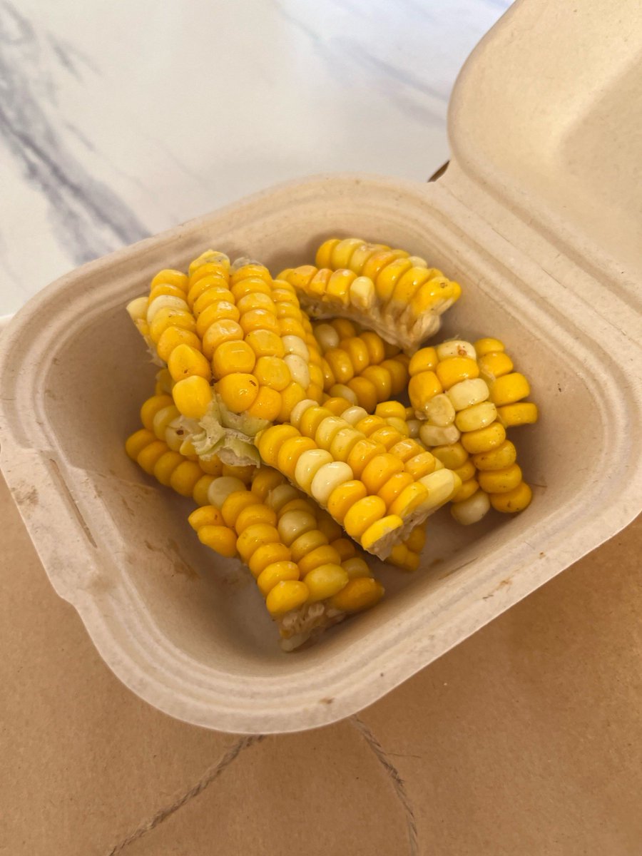 TheRdLion's tweet photo. Just tried a zero-waste café experience today and it’s such a breath of fresh air! Delicious food, no single-use plastics, and super friendly staff—small steps make big vibes. #NewLocalExperience， https://t.co/pb08yxiJek