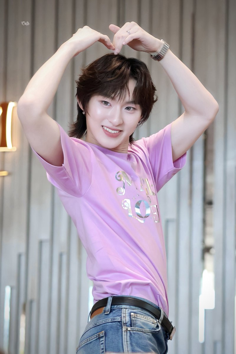 dearmeliq's tweet photo. 𖧷 

หัวใจน้องอาเฟียบิดเกินกำหนดหรือเปล่า🪄💜

Magic Lover Worship
#บวงสรวงMagicLover 
#kongjiro ⨟ @kongjiro_ https://t.co/rc4qnzETa4