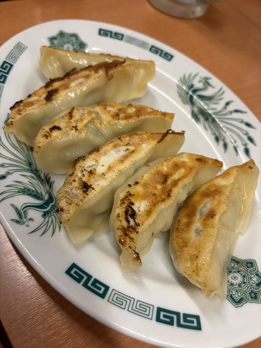 yasegori's tweet photo. 夜食チャーハン、行、餃子、ニラレバ https://t.co/AtmMXDVXV7