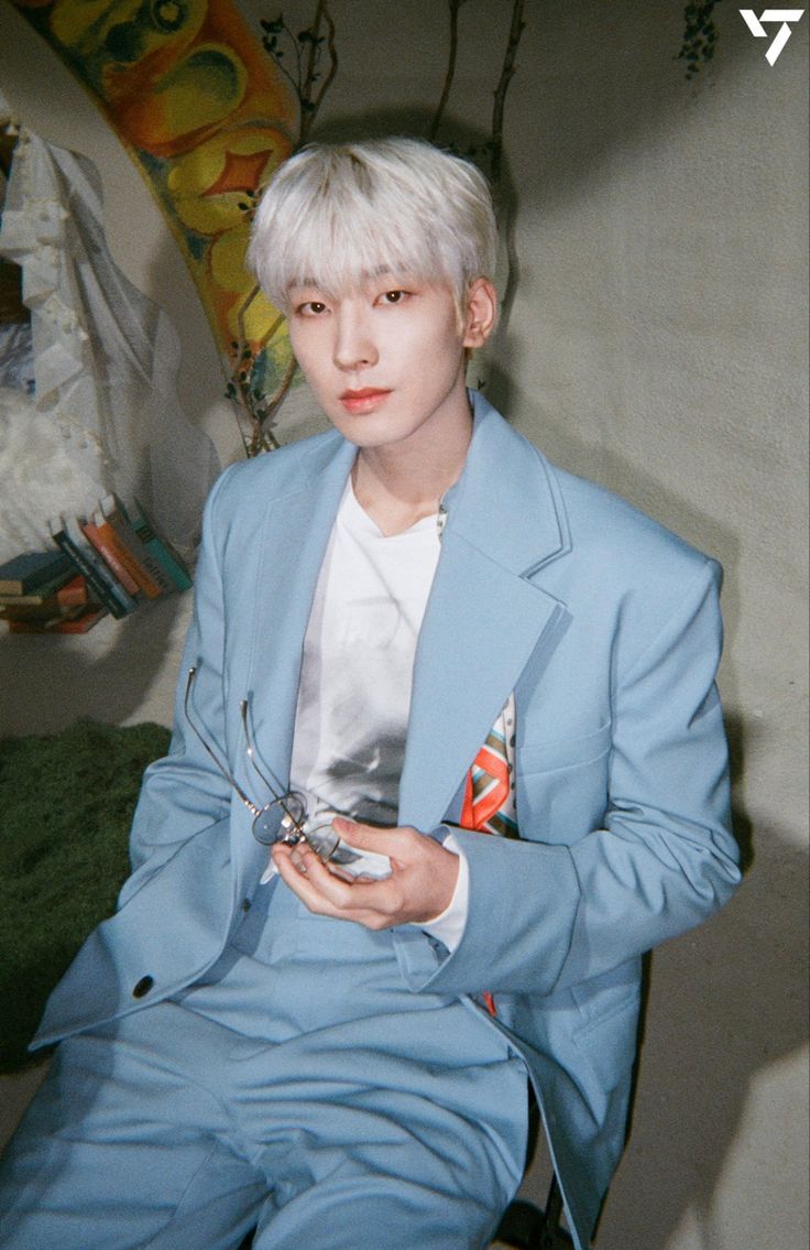 svtserving's tweet photo. 134 days until Wonwoo's return from military service. https://t.co/drS0lm2NxY
