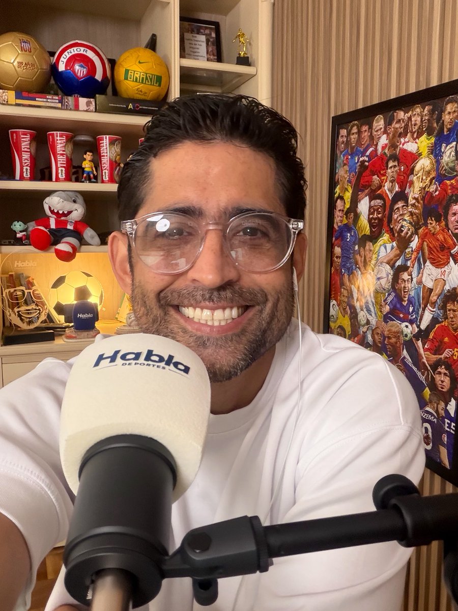 JuanSalvadorB's tweet photo. 🚨 HOY EN HABLA DEPORTES

🔥 Las declaraciones del @PibeValderramaP en @WinSportsTV siguen dando de qué hablar: Junior y Selección Colombia, sin filtros.

👀 Además, tendremos un INVITADO SORPRESA muy querido por la afición rojiblanca.

¿Quién será? 🔴⚪️

https://t.co/qLCLh7Rd4Z https://t.co/1TEKFc9rz3