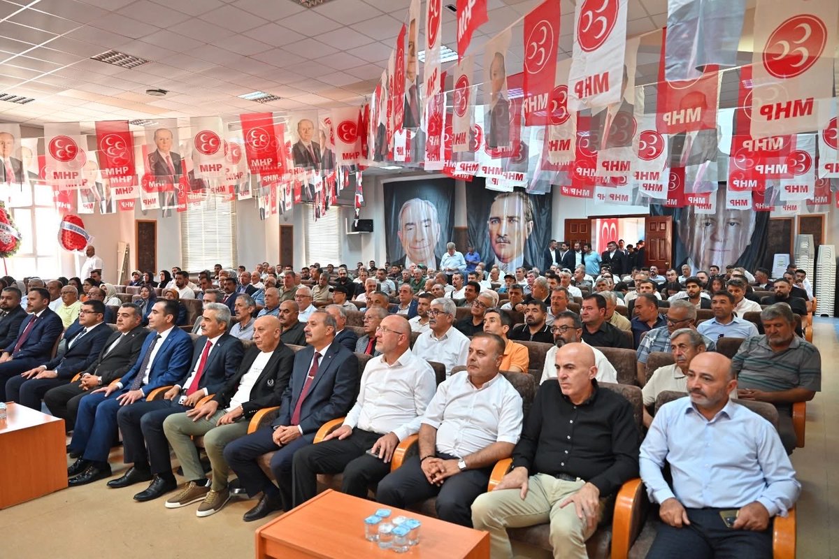 KamilKoglu's tweet photo. Milliyetçi Hareket Partisi Karaman Merkez İlçe Başkanlığı 15. Olağan Kongresini Delegelerimizin katılımlarıyla gerçekleştirdik. 
Kongremiz neticesin de Kutlu davamızın İlçe Başkanı olmaktan, 
Şeref ve Onur duyuyorum.

#MHPKaraman 
@dbdevletbahceli 
@MHP_Bilgi 
@MHP_Gundemi https://t.co/0HyljbL1B5
