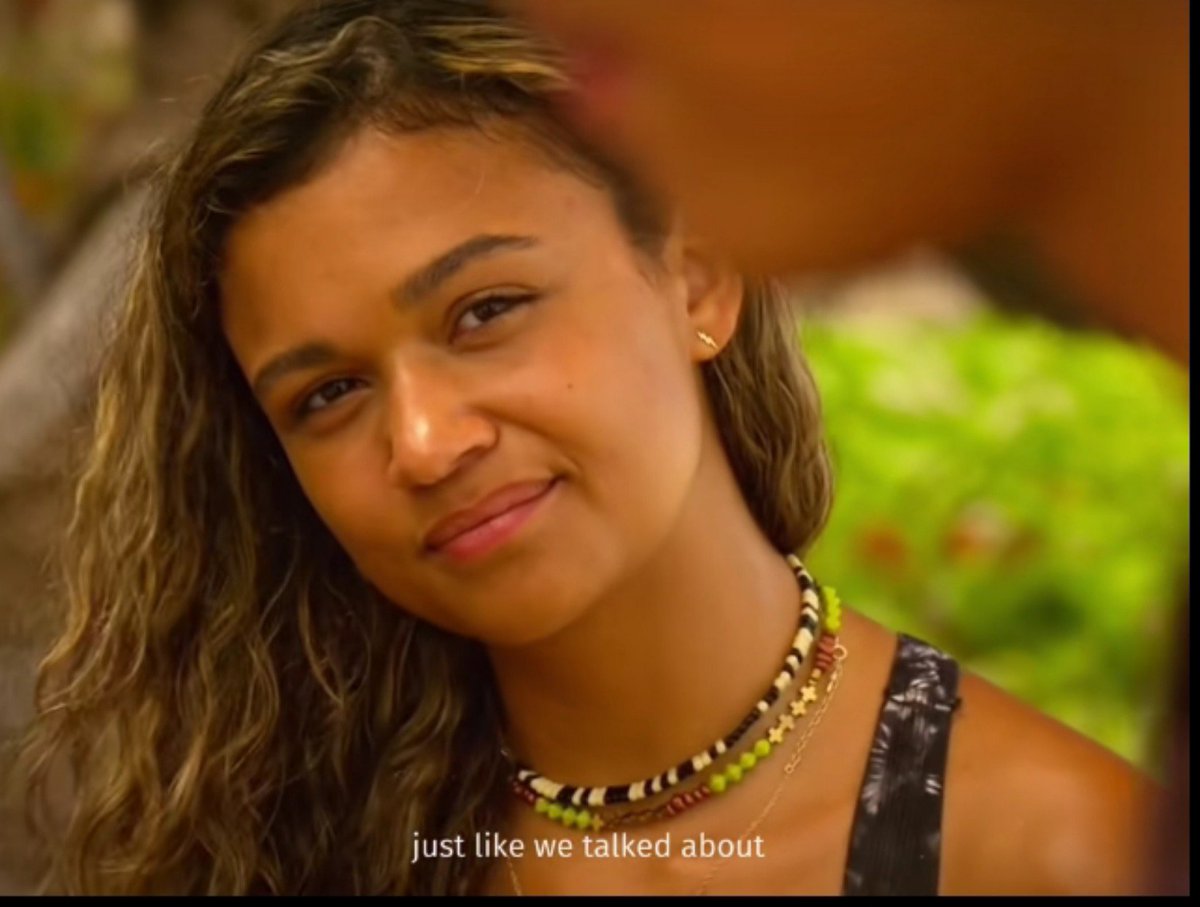 mikasbeaa's tweet photo. Didn't even give her the surf trip and the travelling dream she had since season 1 fuck this show https://t.co/LKqZ6S5rou