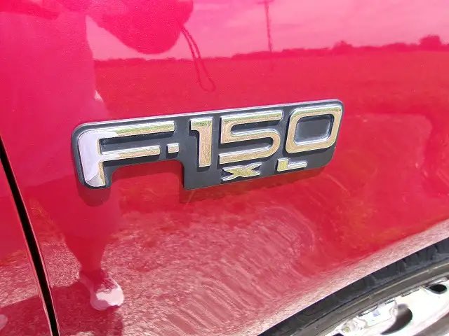 MargieCarterE's tweet photo. Sadly, after losing my husband last week, I’ve decided to let go of his 2004 Ford F-150 Heritage XL. It was well cared for and is still in good condition, running and driving well. Hoping it finds a good new owner
#car #ford #buy #usedCar #cheap https://t.co/cmZqOYuLXo