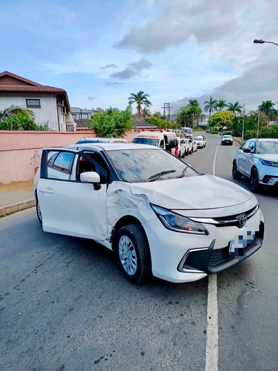 _ArriveAlive's tweet photo. Two injured in a collision at an intersection in Verulam – KZN
https://t.co/HfLFsyfErK
#ArriveAlive #Intersection #RUSA https://t.co/0kuymJfYo3