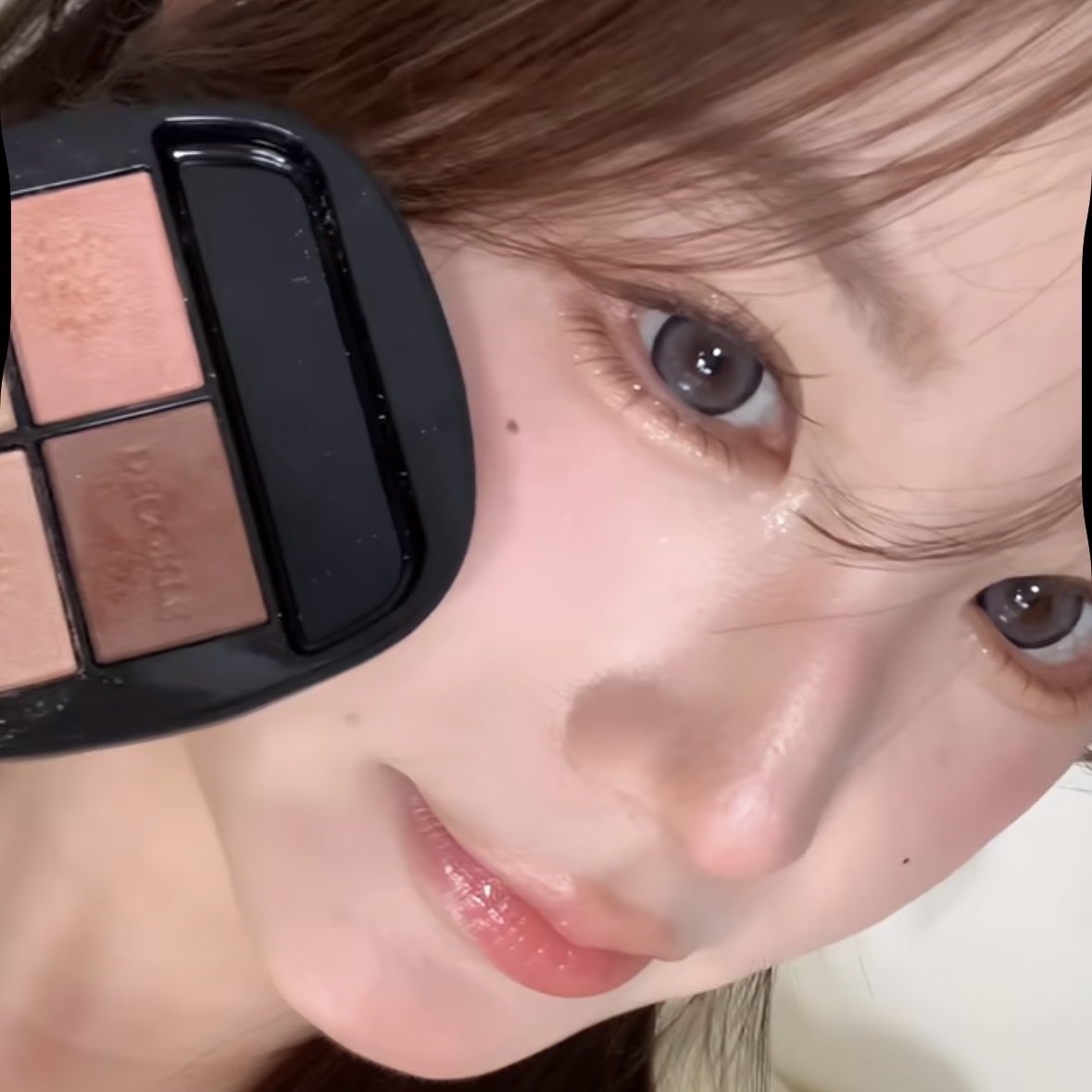 lynn47328587332's tweet photo. イエベは06番おすすめ🍑✨
柔らかい血色感のでるカラーで多幸感爆誕するよ🫶🏻 https://t.co/Ju4j9lG8LE