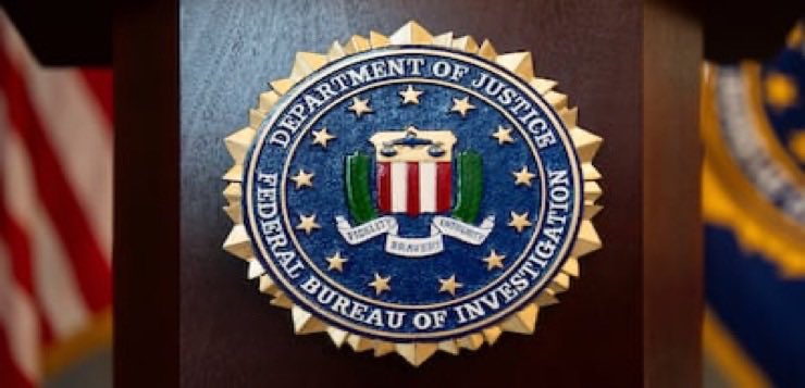 noticiasRI's tweet photo. Providence - FBI Boston alerta sobre nueva estafa telefónica, se hacen pasar por agentes del FBI. Más en https://t.co/b7pX93PyM2 https://t.co/qHgYAmAXGG