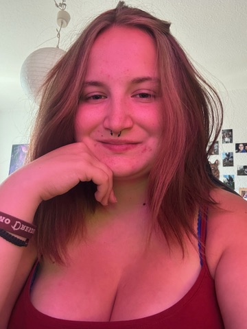 dazzlingromy's tweet photo. Is it true that there are people who prefer fat women over skinny ones? https://t.co/Tb3ummI2mq