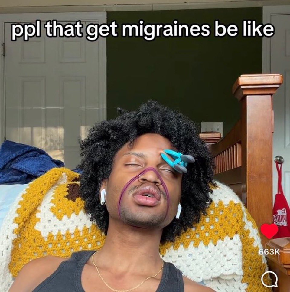 yoshidop's tweet photo. i kinda wanna make a strawpage but my curiouscat had me like this https://t.co/Lf1cOpEorz