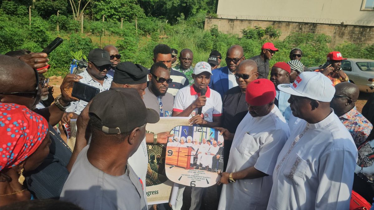 NaseniSupporter's tweet photo. The campaign season is here, and I want to clearly and unmistakably state that @ChiefUcheNnaji  is my candidate for Enugu State governorship election, and I will support him wholeheartedly. https://t.co/kpajMluYe9
