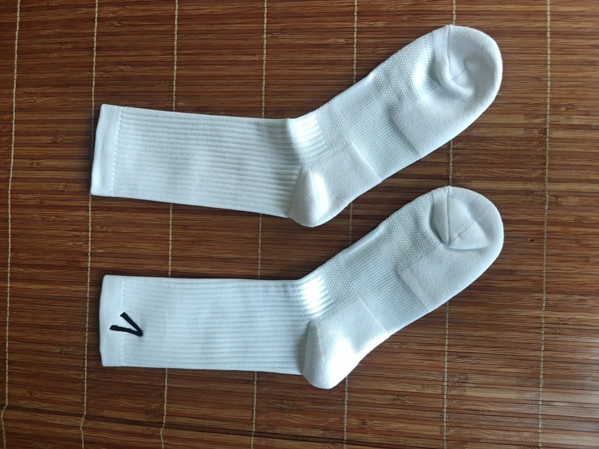 konghai1994's tweet photo. 工作日新白袜穿搭计划Day4
最近几天最喜欢的款式，又白又欲
#白袜 #白袜控 #白袜穿搭 
#白袜男孩 #白袜子 https://t.co/pDmkQJfQuh