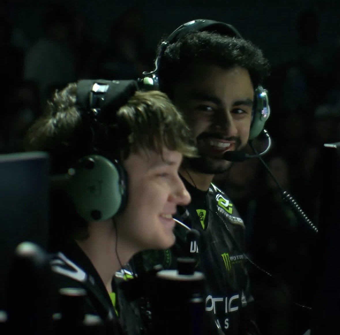raymartii13's tweet photo. Everyone deserves someone that looks at them the way Dashy looks at Merc 🤣 https://t.co/uQCmylMeUB