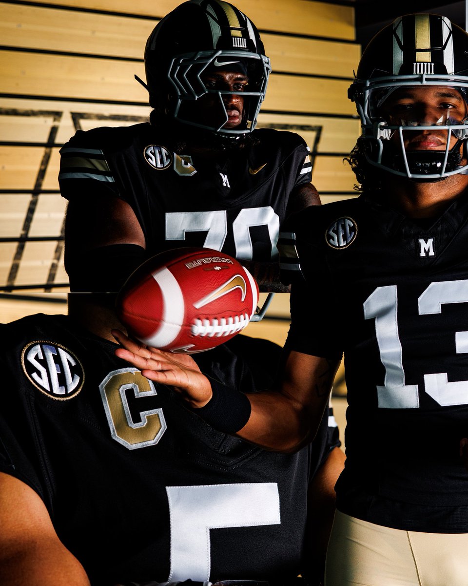 MizzouFootball's tweet photo. First look at our Memorial Stadium 100th Anniversary uniforms  📸

Come see them on September 19th! https://t.co/gmvNbRviFm