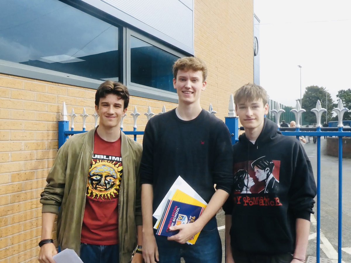 ChristletonHS's tweet photo. 🎉 GCSE Results Day 2026
Congratulations to our fantastic Year 11 students! 👏

We’re incredibly proud of you all! 💙

Limited Sixth Form places remain:, please contact: omalleya@christletonhigh.co.uk

#GCSEresults #ResultsDay2026 https://t.co/E8GWH4SMM3