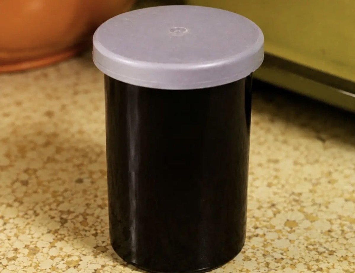 JWe9378's tweet photo. Anyone remember what this was used for? Better yet, what did you use it for? https://t.co/eDi65RkQ0r