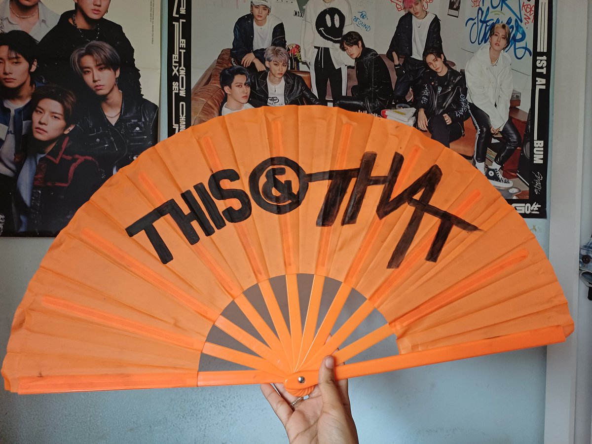 crfhan's tweet photo. aquela amiga que ta mais confirmada pro rock in rio que o stray kids https://t.co/vqap0LqBkp