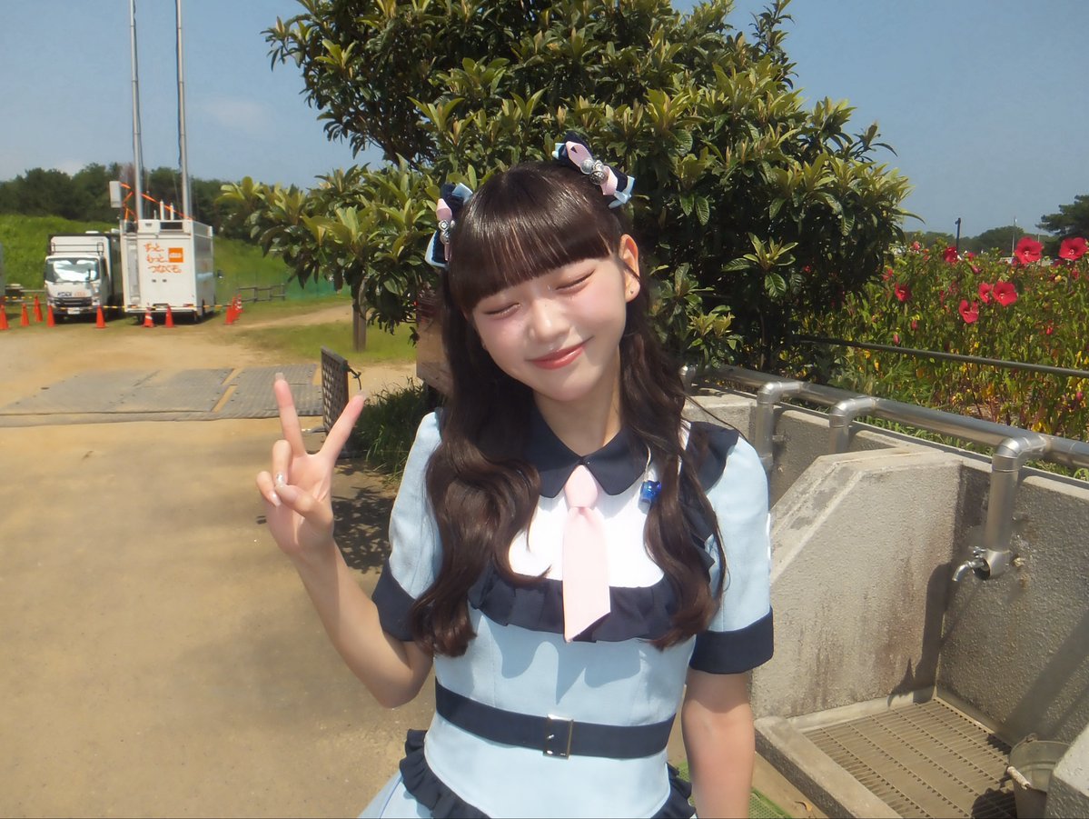 himeri_momiyama's tweet photo. 青すぎる夏🎧💙🎶

 #ひめんしょん。 https://t.co/gWl1ivRkEj