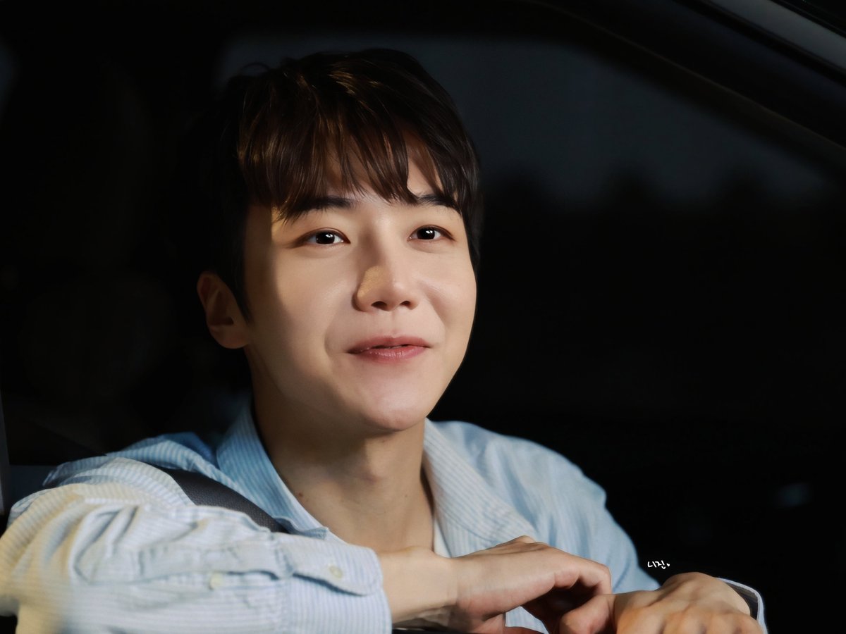 ifreevvill's tweet photo. 260820 <블랙메리포핀스> #진호 퇴근
뽀용얼댕이죠나스 등장 https://t.co/4dxFg7PwSa