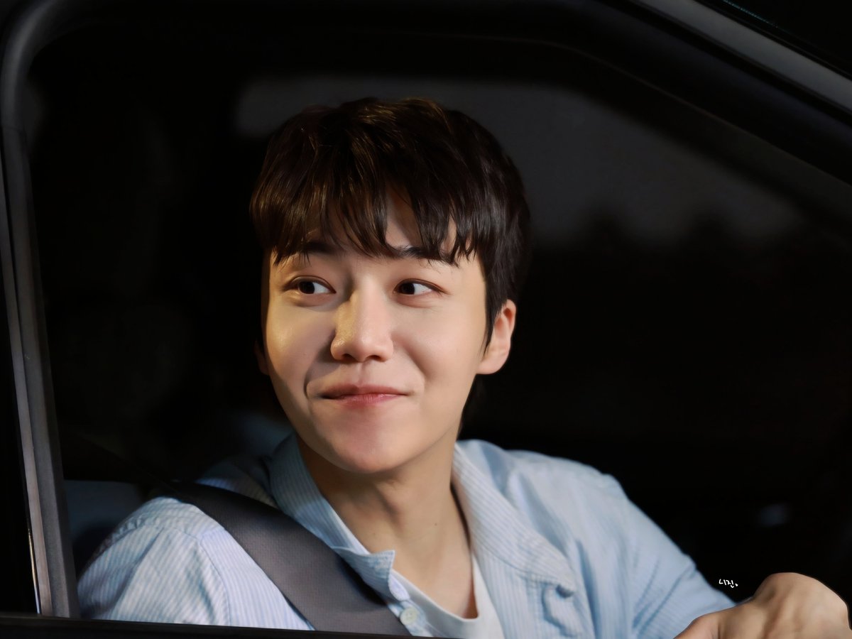 ifreevvill's tweet photo. 260820 <블랙메리포핀스> #진호 퇴근
뽀용얼댕이죠나스 등장 https://t.co/4dxFg7PwSa