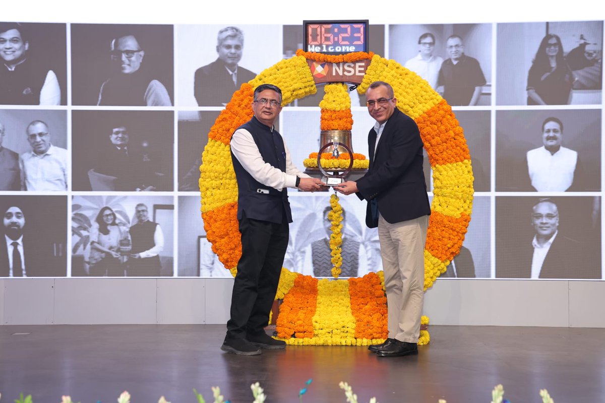 NSEIndia's tweet photo. Our MD & CEO, Shri Ashishkumar Chauhan and our Chief Business Development Officer, Shri Sriram Krishnan, rang the @NSEIndia bell, along with Shri Vivek Law, Veteran Finance Journalist and other esteemed dignitaries as part of the 'Celebration of 100 episodes of Simple Hai!', a financial podcast, hosted by Shri Vivek Law.

#NSE #NSEIndia #Event #Podcast @ashishchauhan @VivekLaw @SimpleHaiShow
