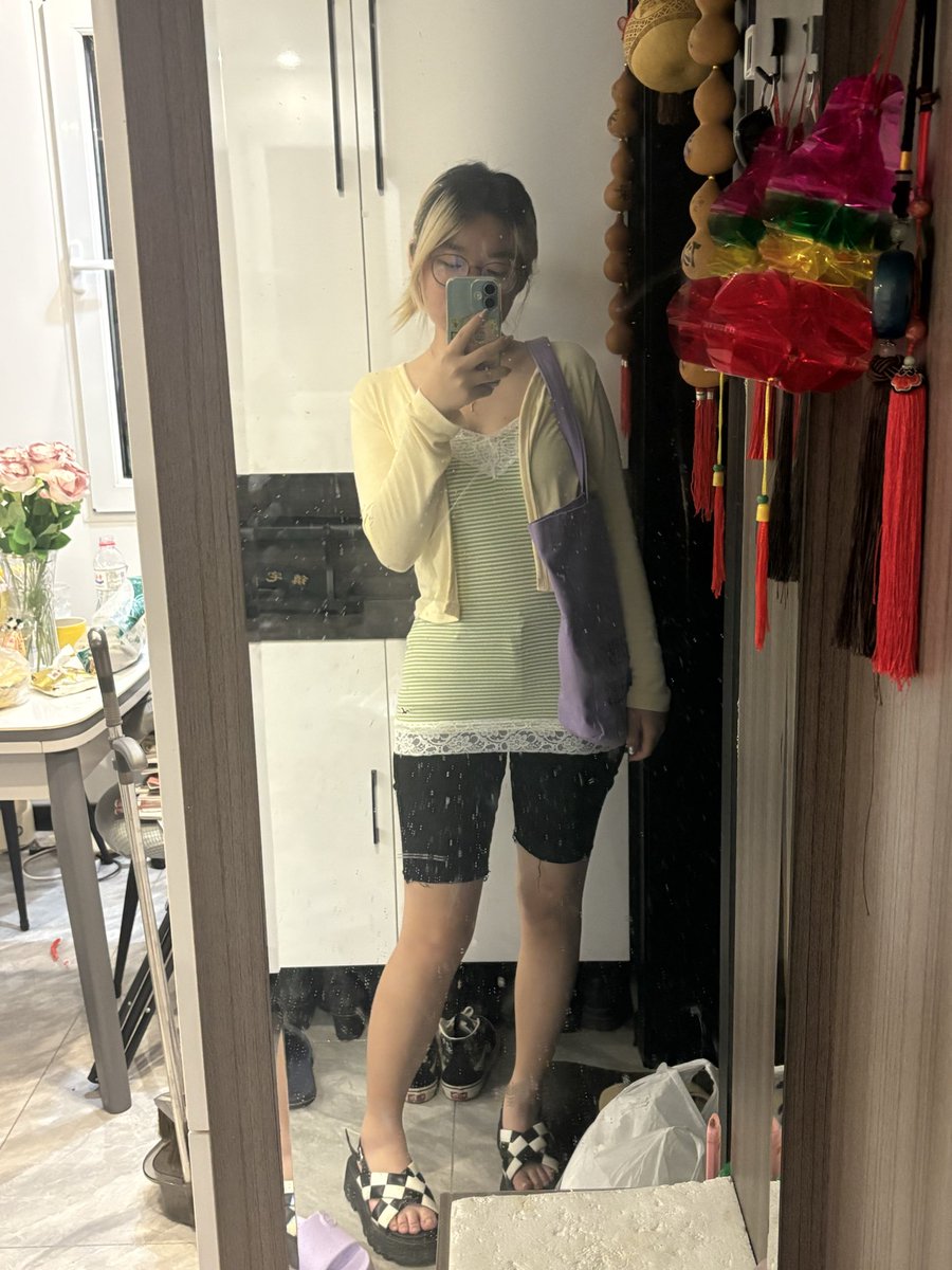 aw44143897's tweet photo. 展示ootd #4i #女s https://t.co/64Cr9sK4oU