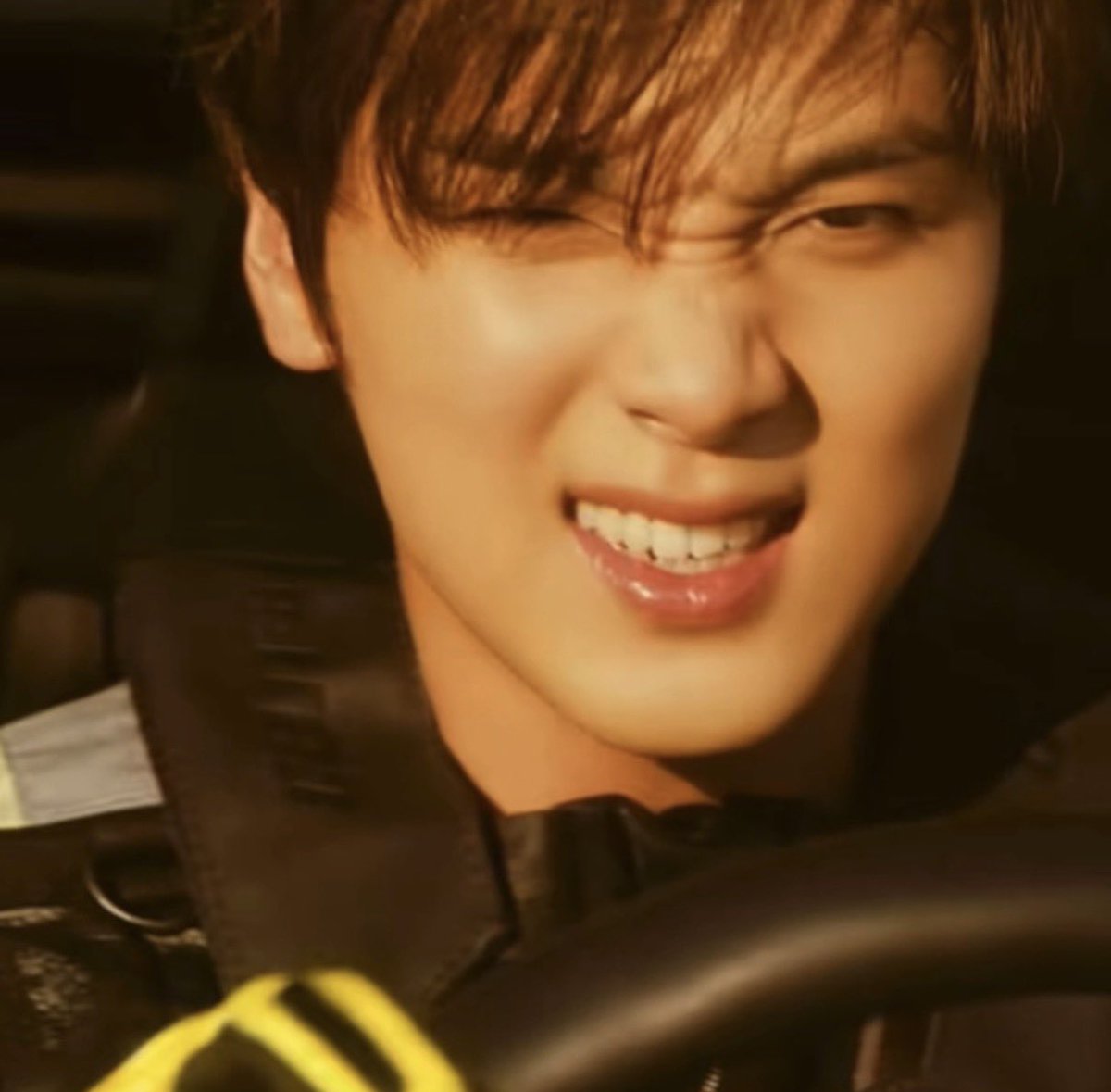 mybelovesun's tweet photo. DRIVE ME INSANE LEE HAECHAN https://t.co/Ai2woKDnPV