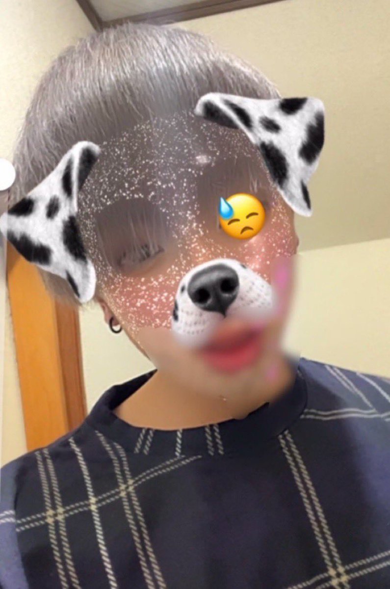 fu_1_1_'s tweet photo. かみそめた
#裏アカ男子　#裏アカ女子と繋がりたい　#いいねでdm  #メンヘラ https://t.co/DjCsRV39VV