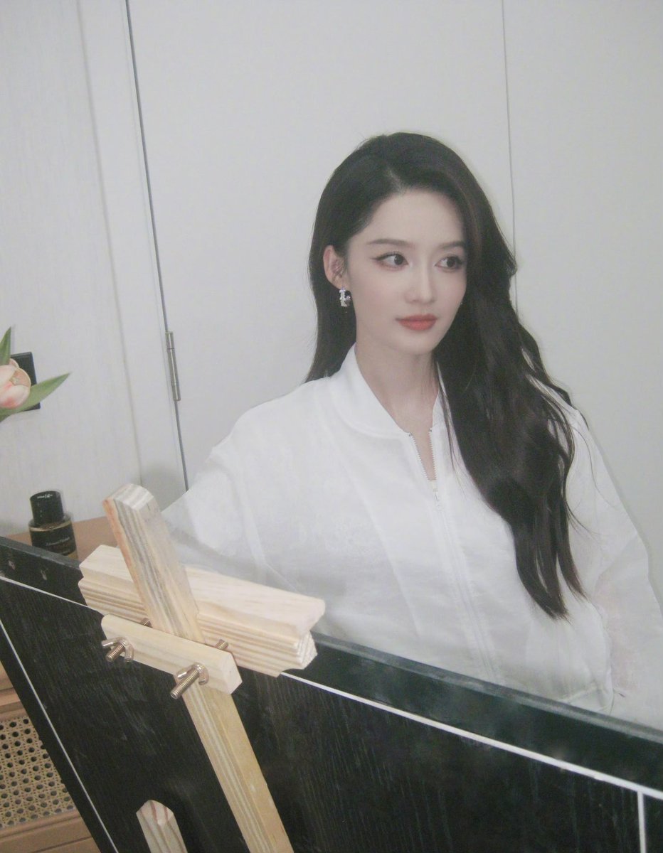 liqin_space's tweet photo. 260819 #Liqin weibo

“Not just on Qixi festival, but in every dawn and dusk”

#李沁 #이심
2/2 https://t.co/5GW7OlV6Tk