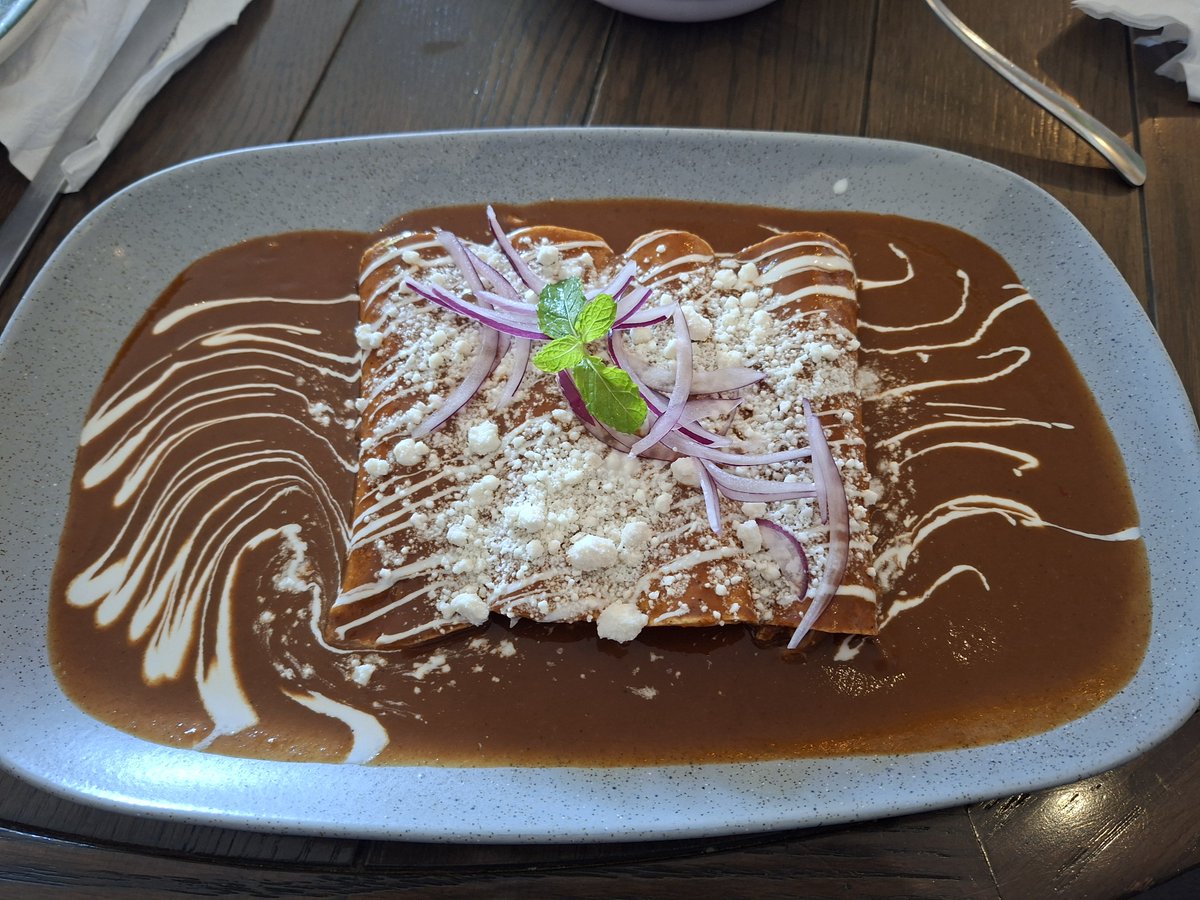 CHALECO25's tweet photo. Desayunito... https://t.co/vagio8mxTn